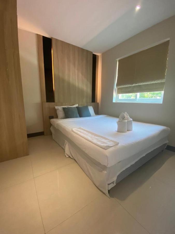 Santosa Detox Retreat Hotel Phuket Exterior photo